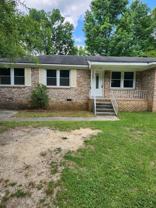 Crimson Apple Valley - Photo 1 of 1