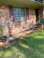 featured image of 1203 Edgewood Dr
