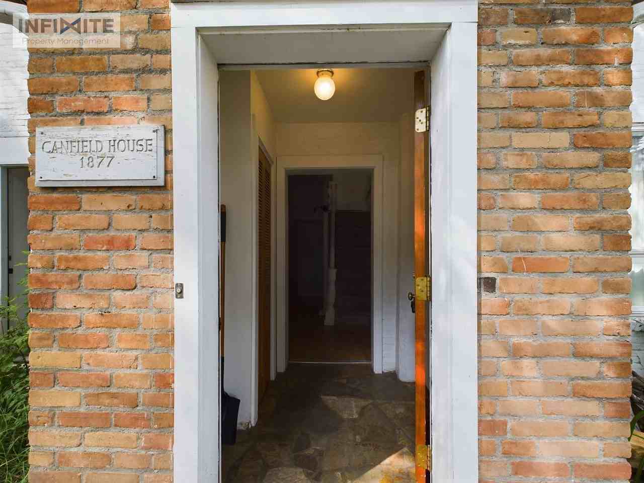 1439 W Babcock St #2 - Photo 7 of 21