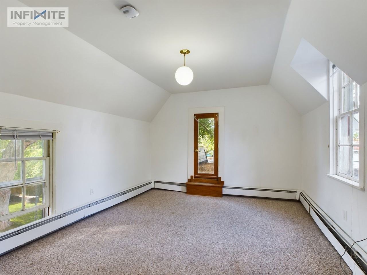 1439 W Babcock St #2 - Photo 2 of 21