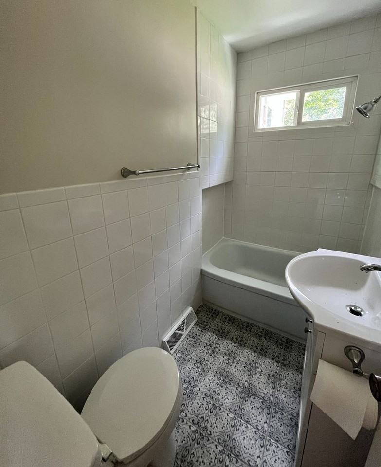 429 W Van Hoesen Blvd - Photo 2 of 22