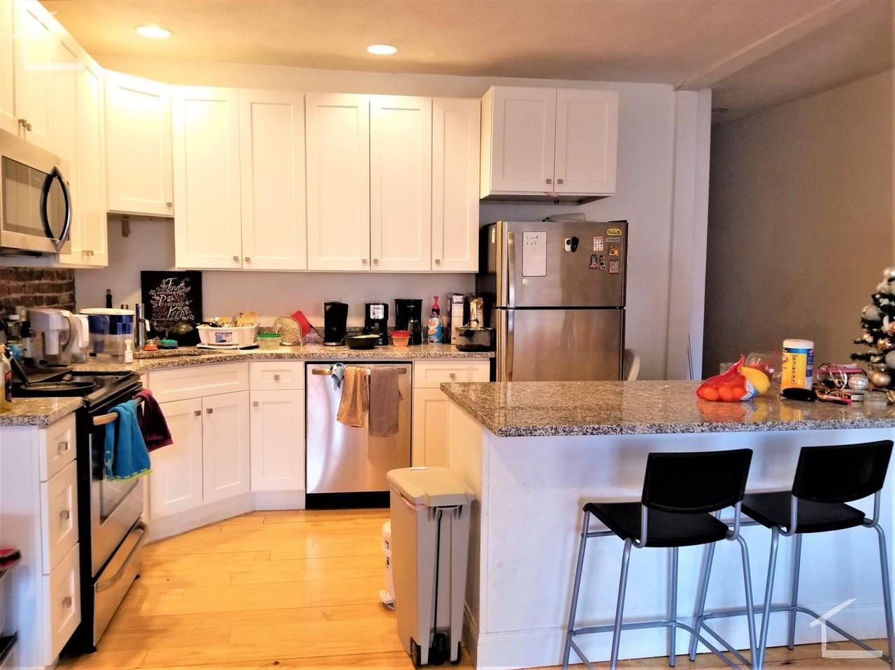 602 Columbus Ave - Photo 2 of 12