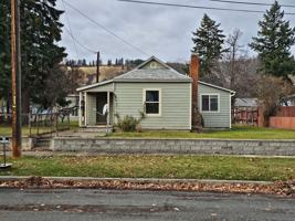 featured image of 2112 3rd St