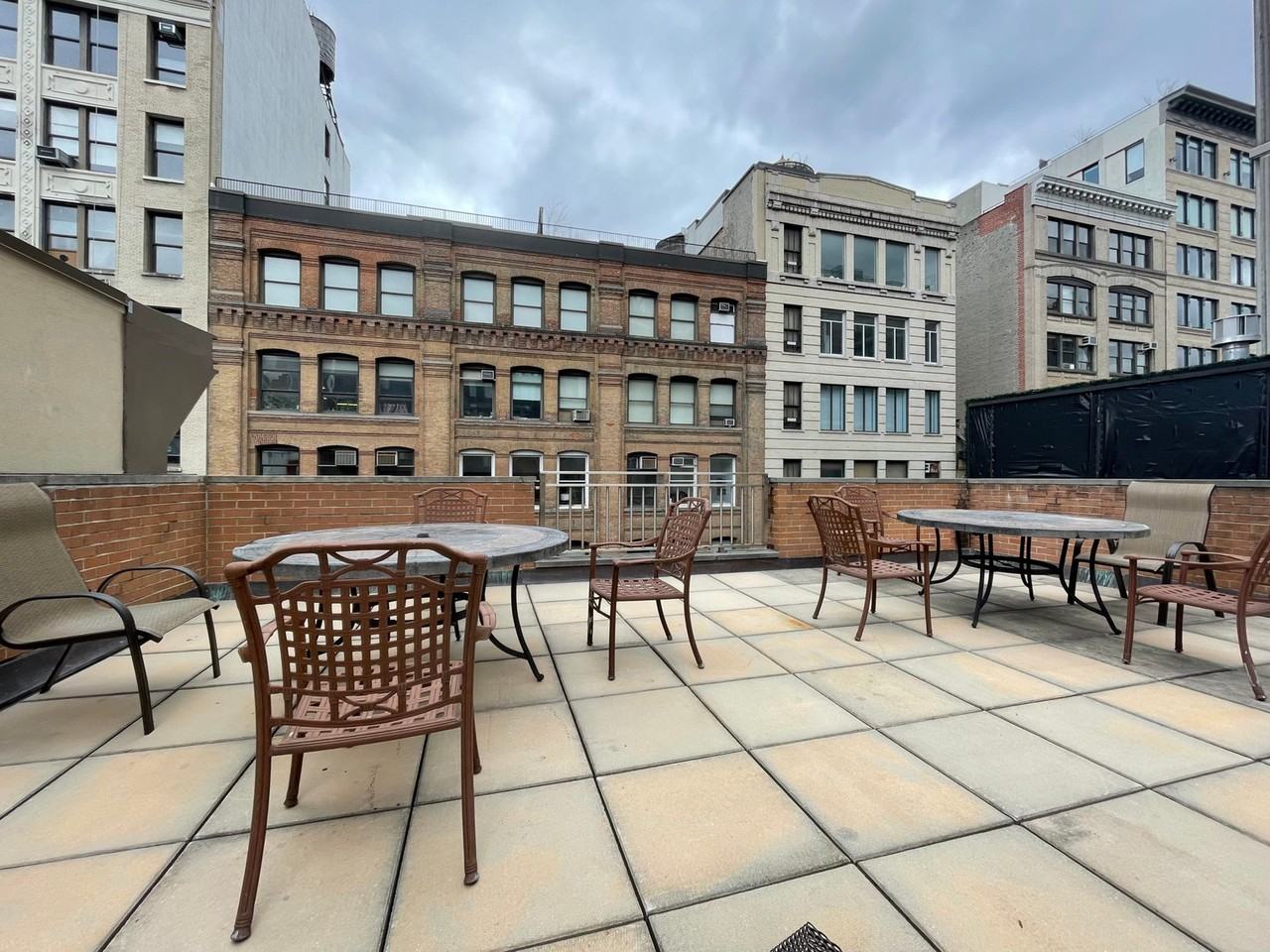 140 W 19th St #1038549P - Photo 7 of 8