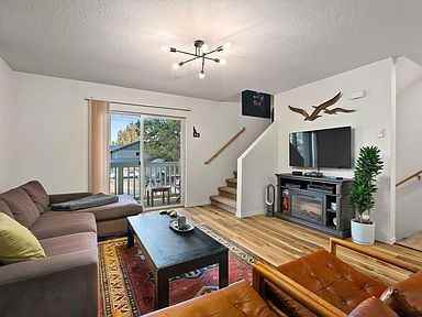 327 Olive Ave #E - Photo 2 of 12