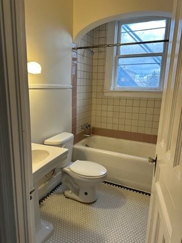 157 W 3rd St #7 - Photo 7 of 9