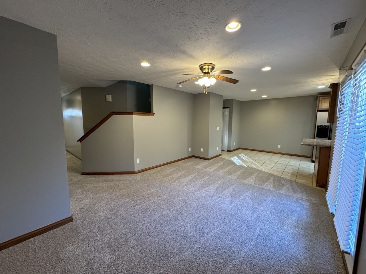 5357 Midway Dr #124 - Photo 4 of 25