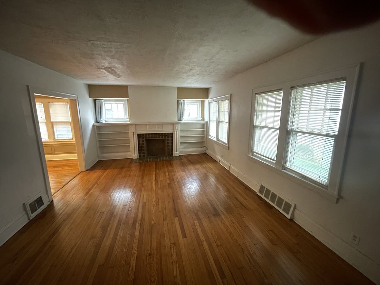 3666 Tolland Rd - Photo 3 of 25