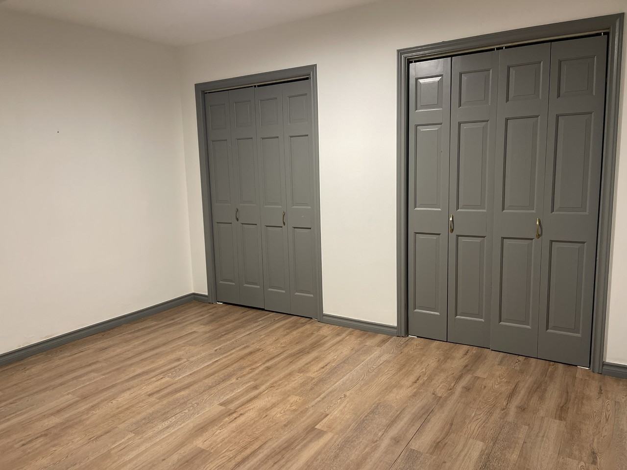 194 Christina St S #4 - Photo 5 of 11