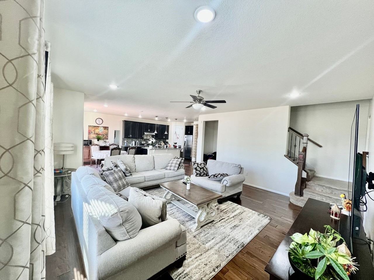 10488 Evansville Cir - Photo 4 of 16