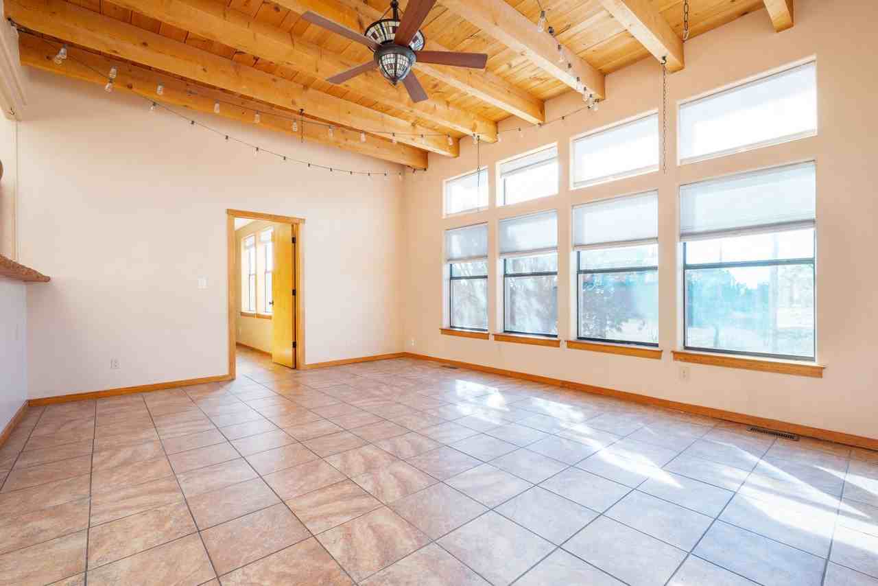 27 Aventura Rd - Photo 2 of 26