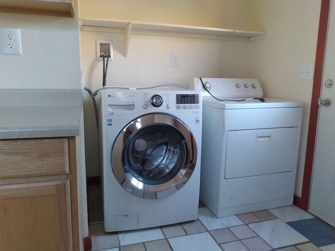 13407 Kagel Canyon Rd - Photo 3 of 9