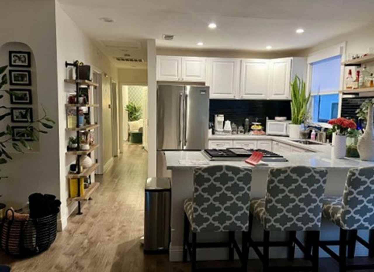 3233 L St - Photo 3 of 31