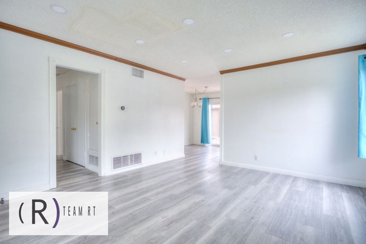 2210 Shady Hills Dr - Photo 5 of 27