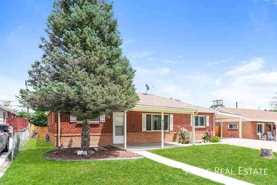 9160 High St - Photo 3 of 21