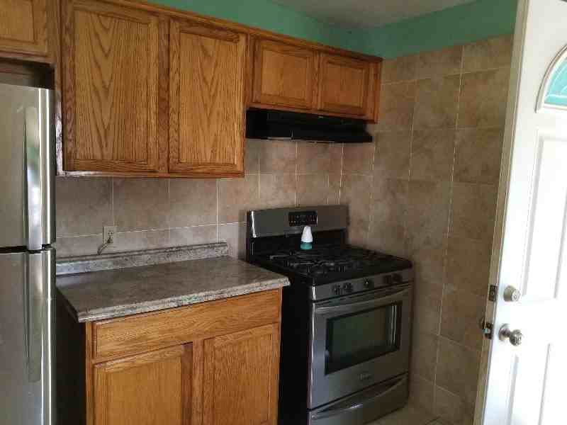 514 S 14th St - Photo 2 of 28