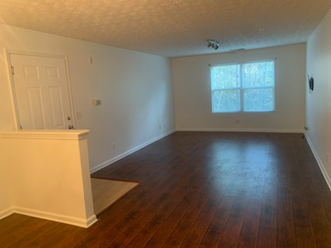 2204 Waldrop Pl - Photo 3 of 8