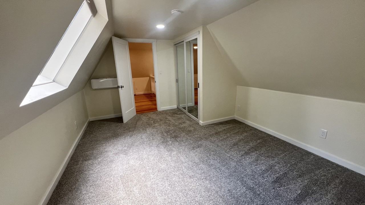 10112 Old Blue Road - Photo 3 of 13
