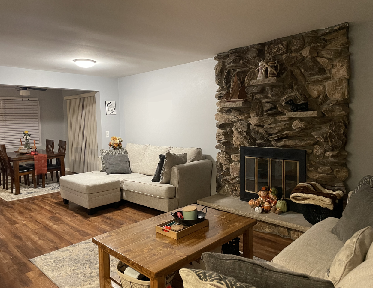 2700 Woodridge Ln #2700 - Photo 3 of 11