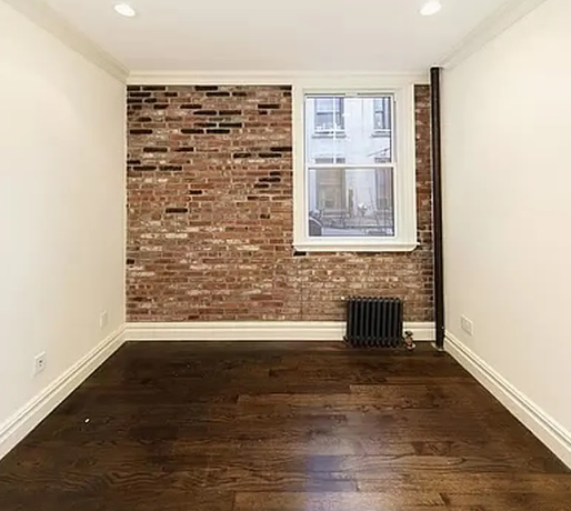 346 E 13th St #2D - Photo 6 of 15