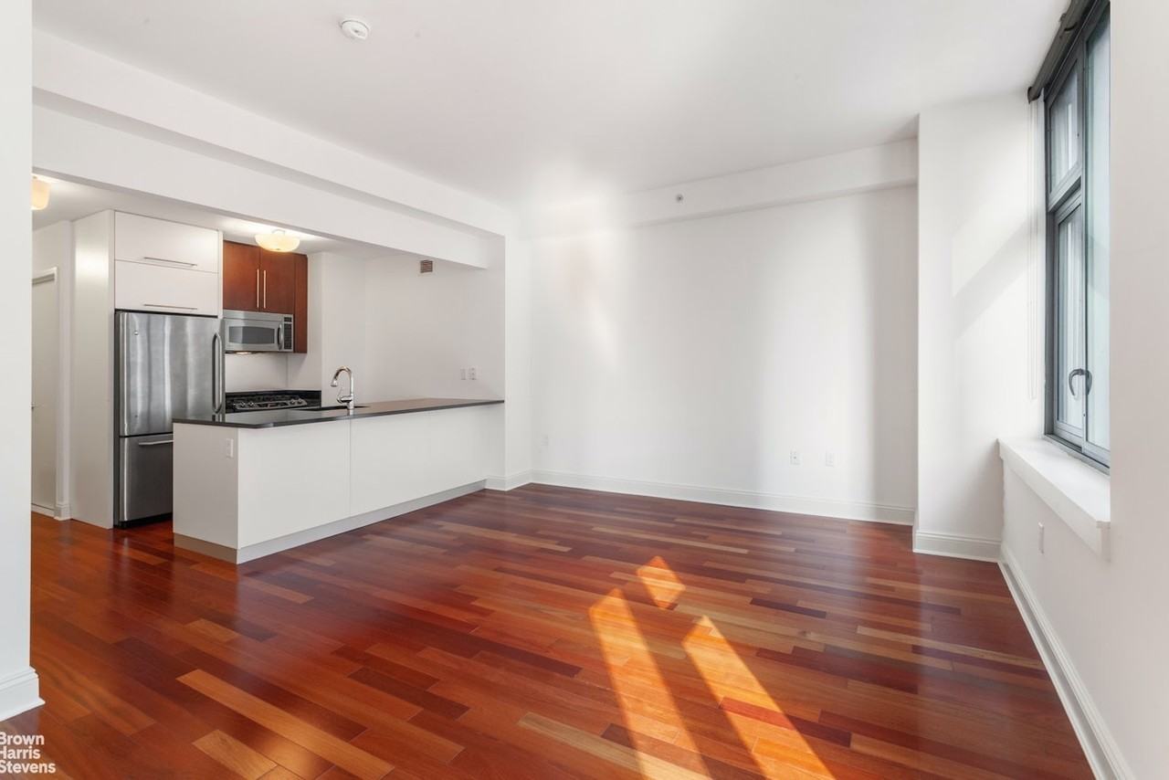 FRONT STREET AND YORK STREET #5F - Photo 3 of 12