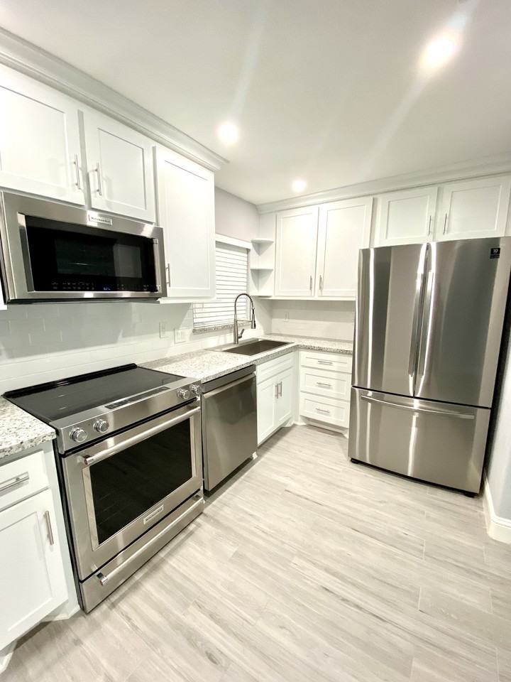 1007 Longley St #NA - Photo 3 of 16