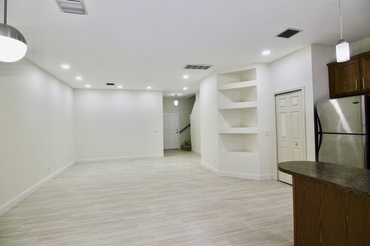 10619 Shady Falls Ct - Photo 7 of 22