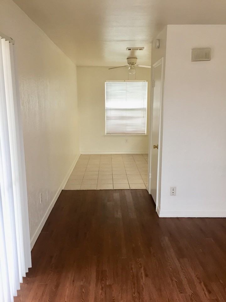 5705 E Texas St #15 - Photo 4 of 11