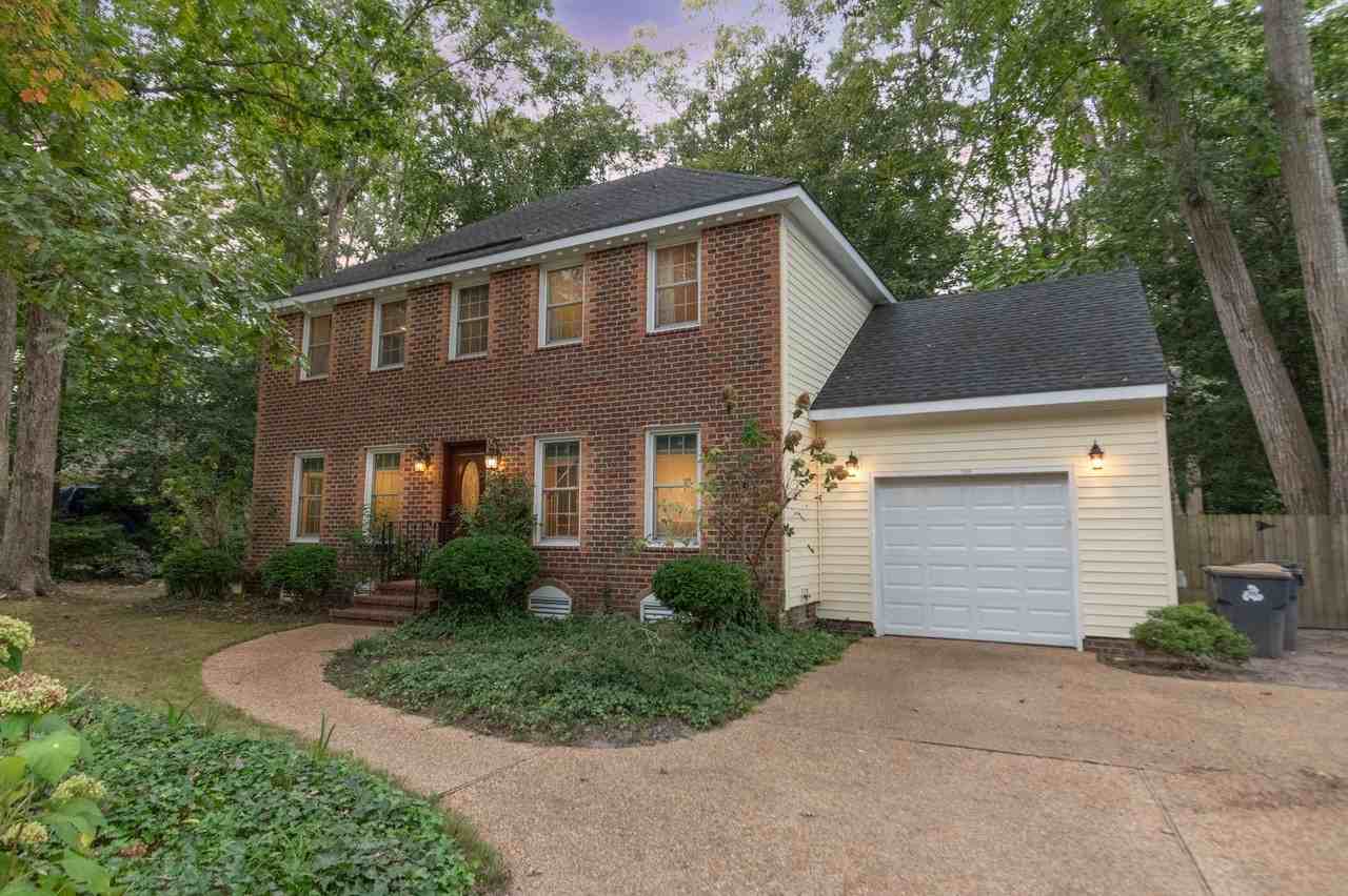 7555 Vincent Dr - Photo 2 of 35