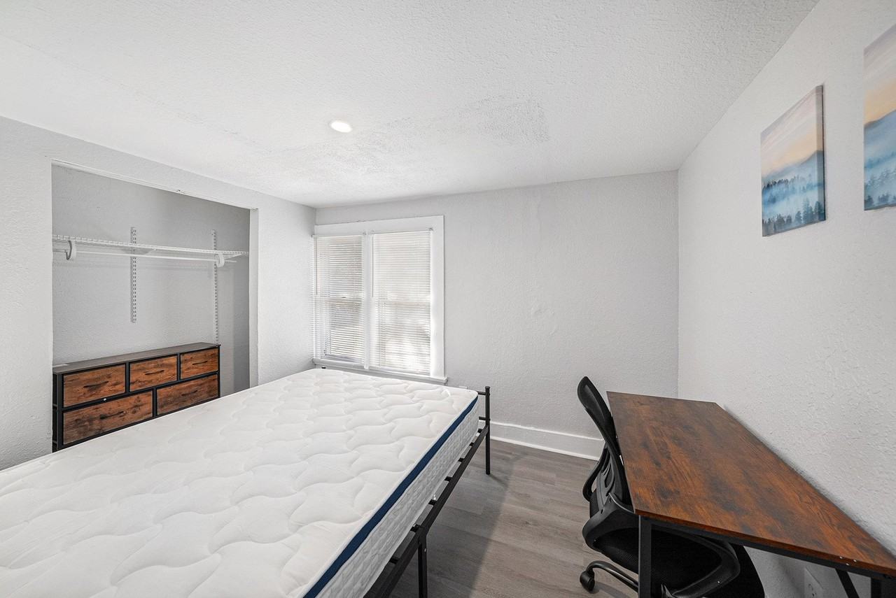 15th Ave S - Photo 7 of 9