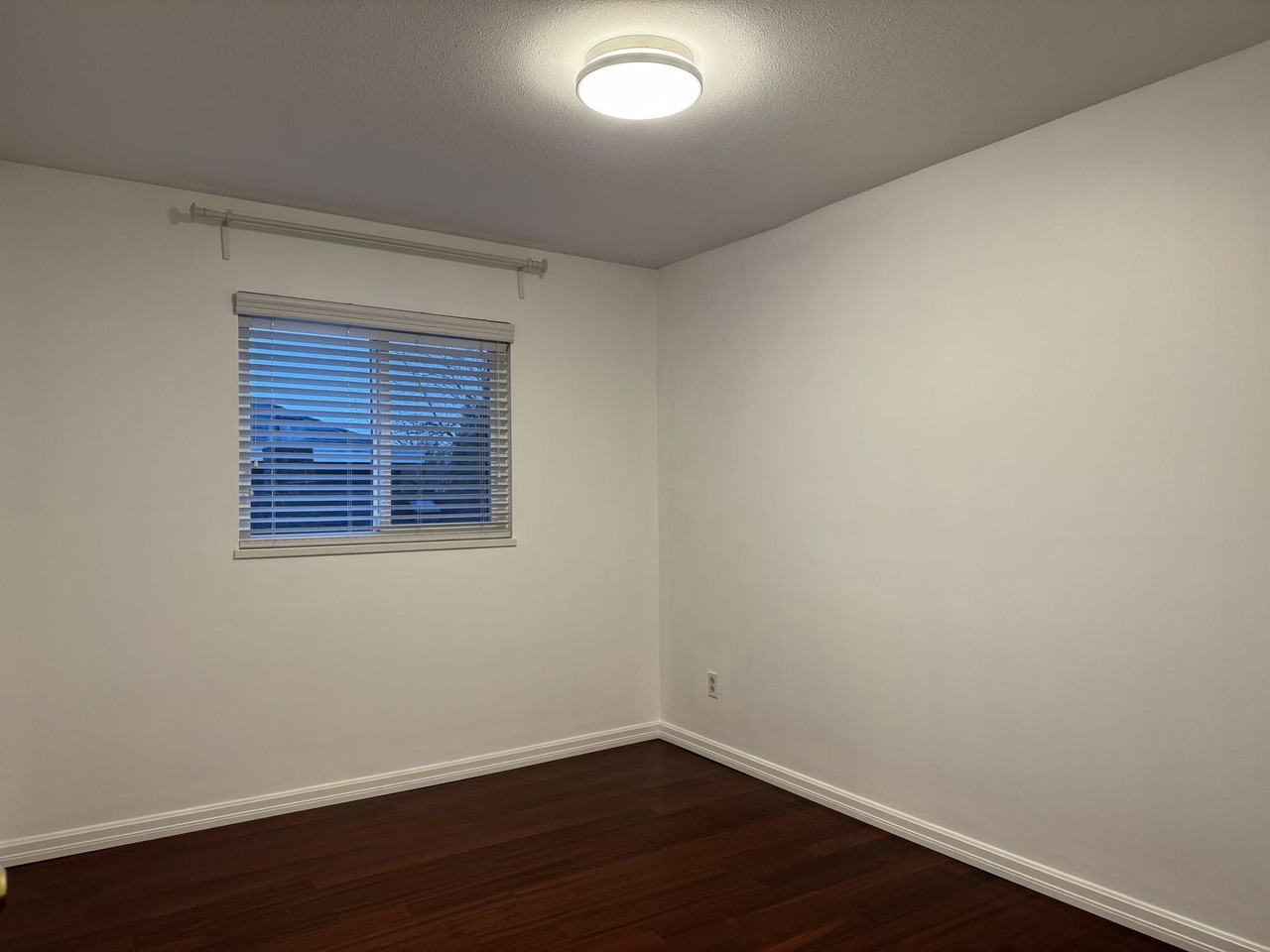 6100 Vine Street - Photo 3 of 17