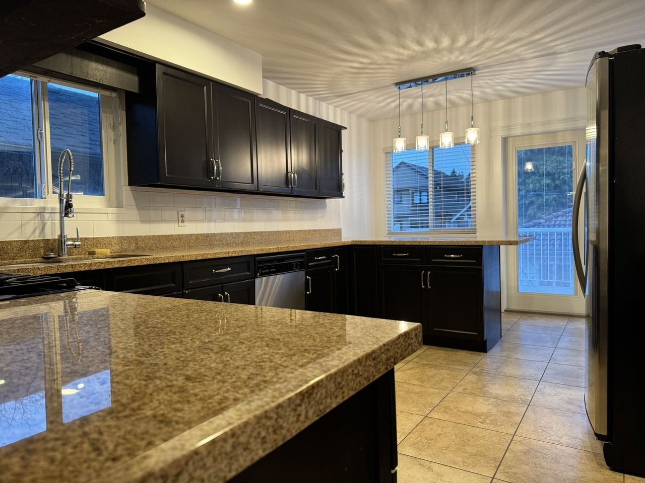 6100 Vine Street - Photo 2 of 17