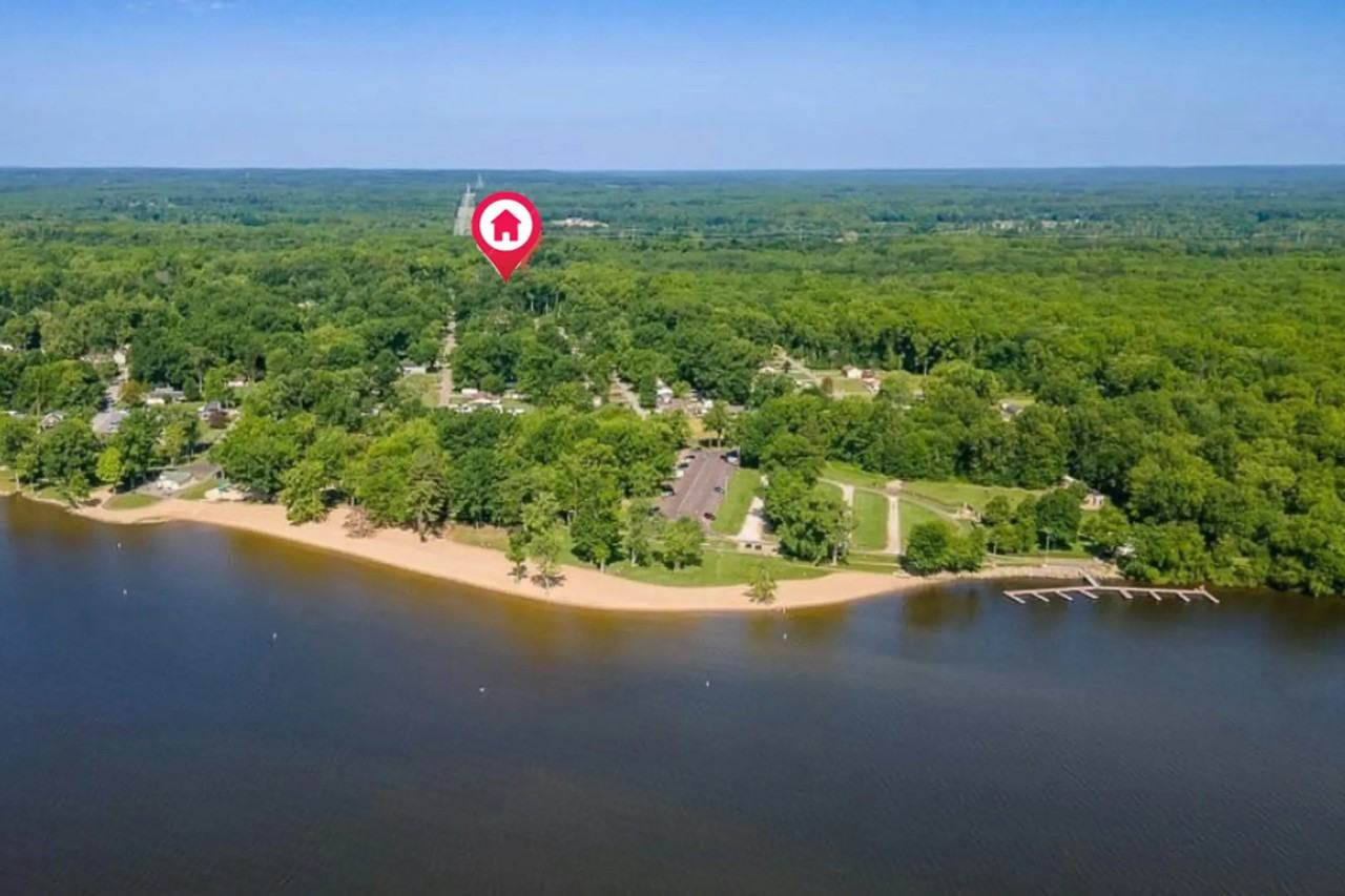 17674 1/2 Lakewood Ave - Photo 2 of 14