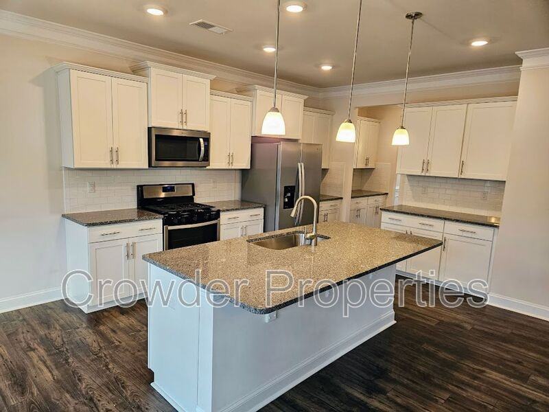 1127 Walbury Hill Rd - Photo 5 of 48