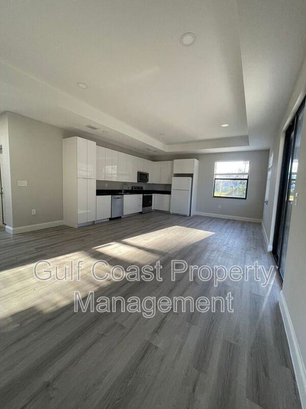 136 Viewpoint Dr - Photo 5 of 21