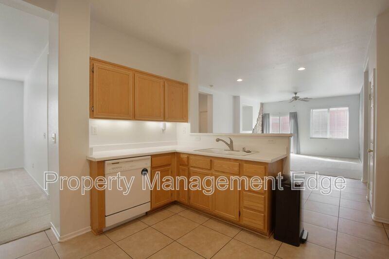 127 Fuerte Ct - Photo 7 of 22