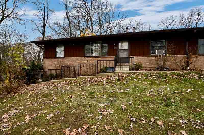 488 Comet Ln - Photo 2 of 15