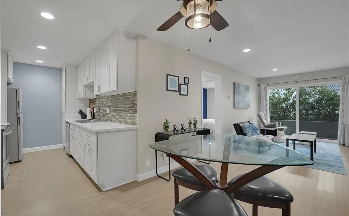 3565 Linden Ave - Photo 2 of 10