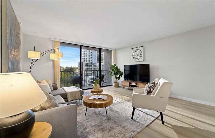 1333 8Th Ave - Photo 3 of 10