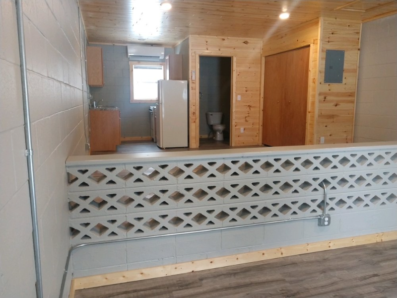 4438 E 28th St - Photo 3 of 6