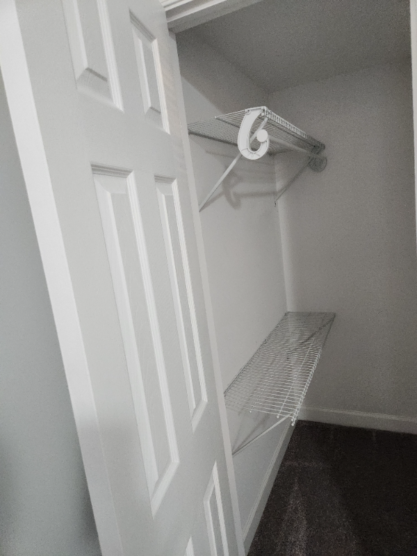 423 N Montford Ave - Photo 2 of 12