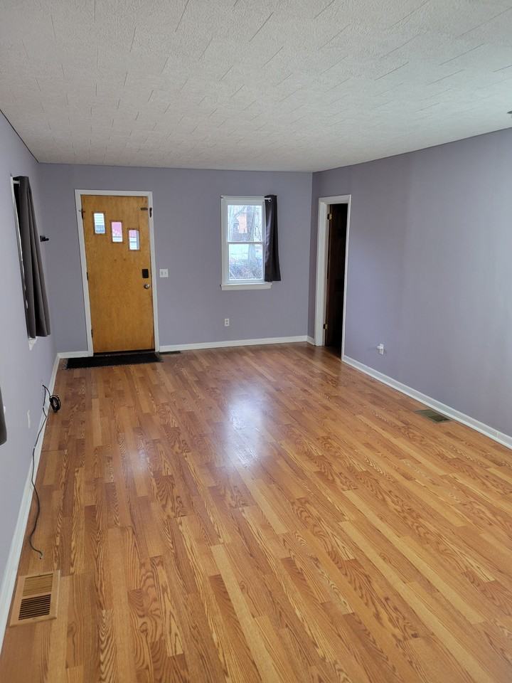 167 1/2 Mount Vernon Ave #NA - Photo 3 of 20