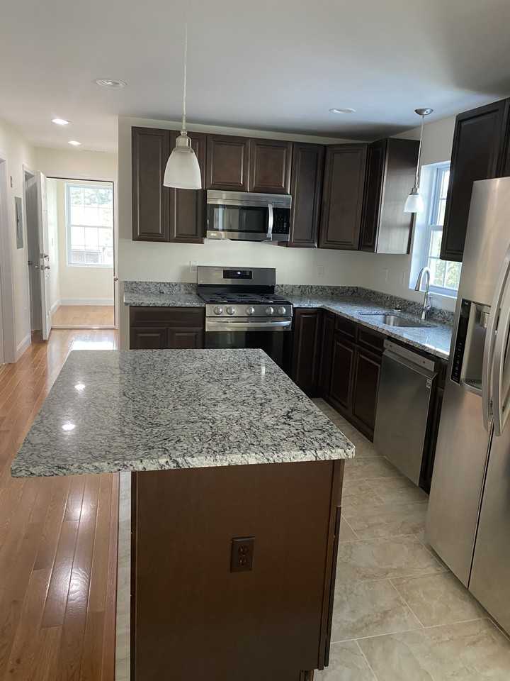 20 Virginia Ln #2 - Photo 5 of 9