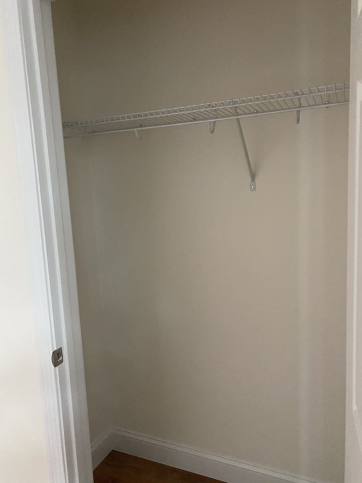 20 Virginia Ln #2 - Photo 6 of 9