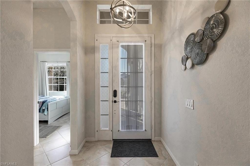 3920 Lakeview Isle Ct - Photo 5 of 50