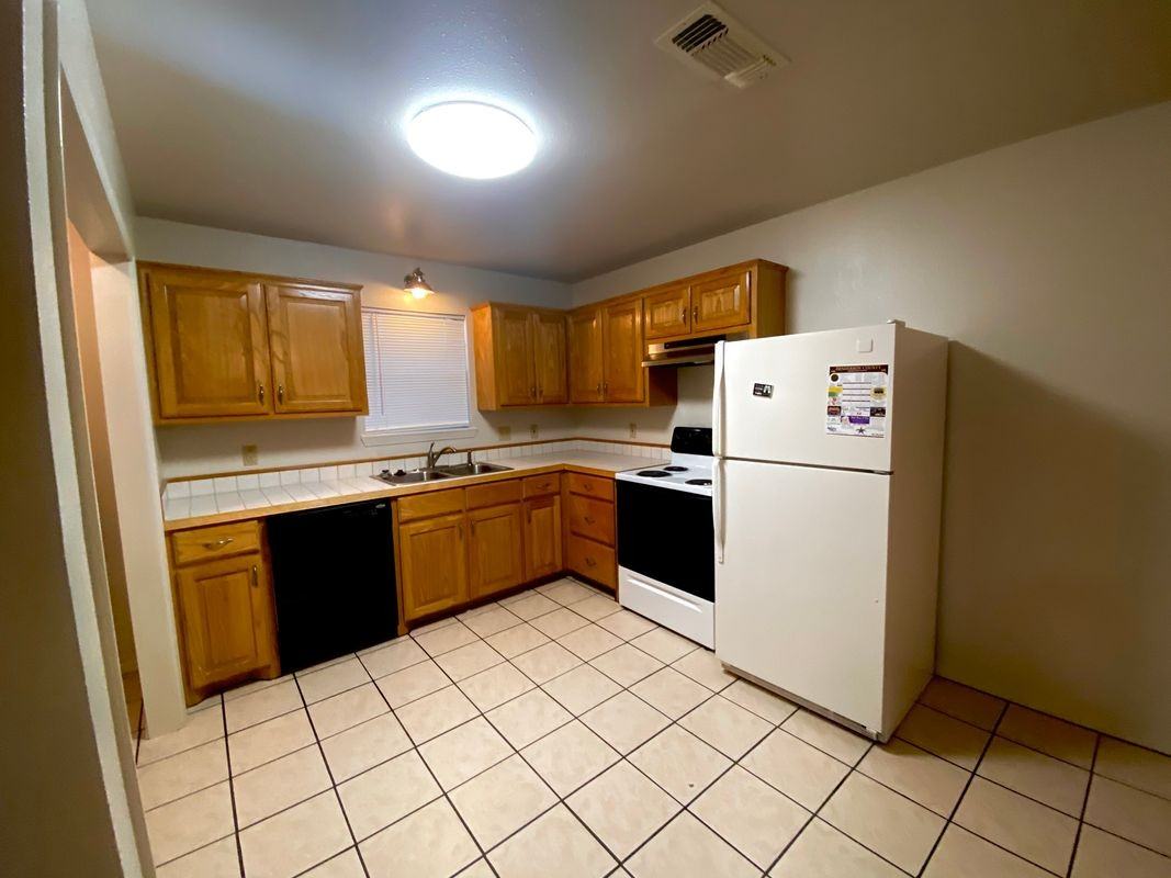 6671 State Highway 31 E ##F - Photo 3 of 7