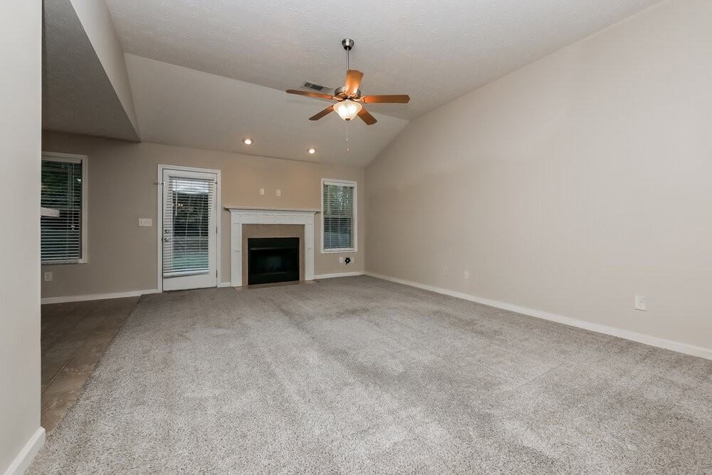 109 Fuller Ct - Photo 3 of 16