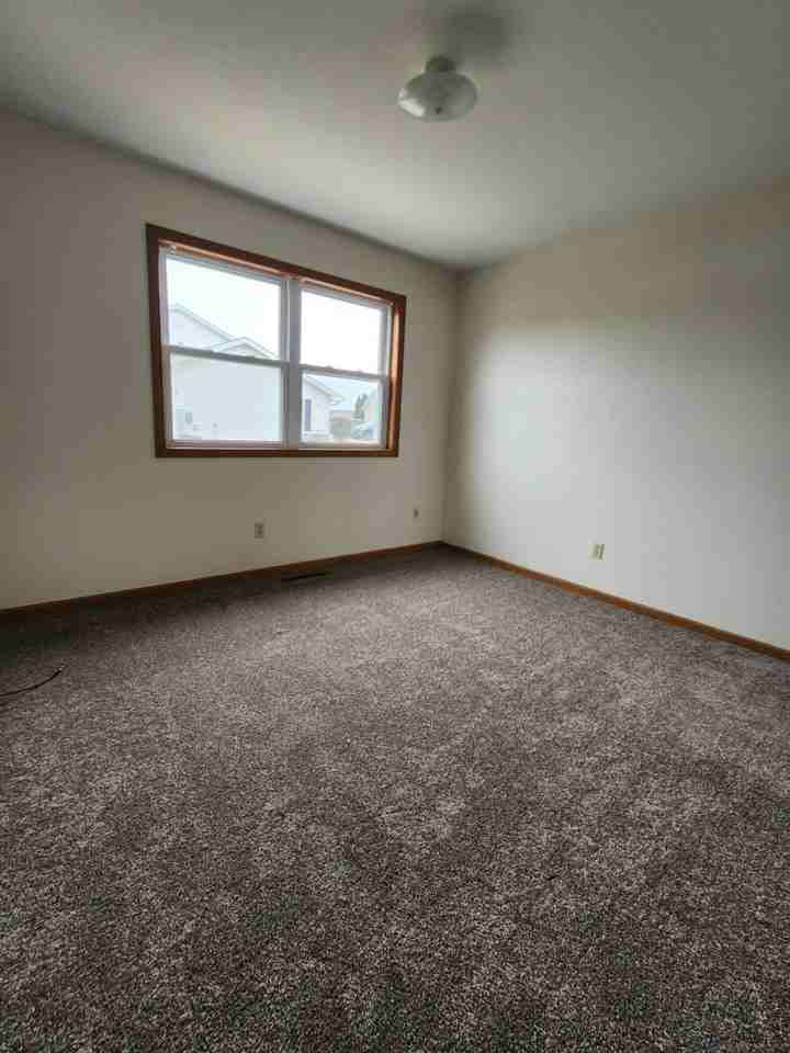 1545 Girard Way - Photo 2 of 8