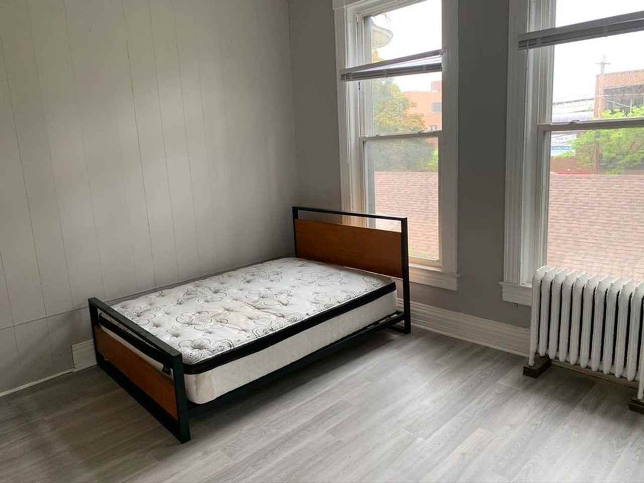 640 Jefferson Ave Apt 2d #2D - Photo 3 of 9