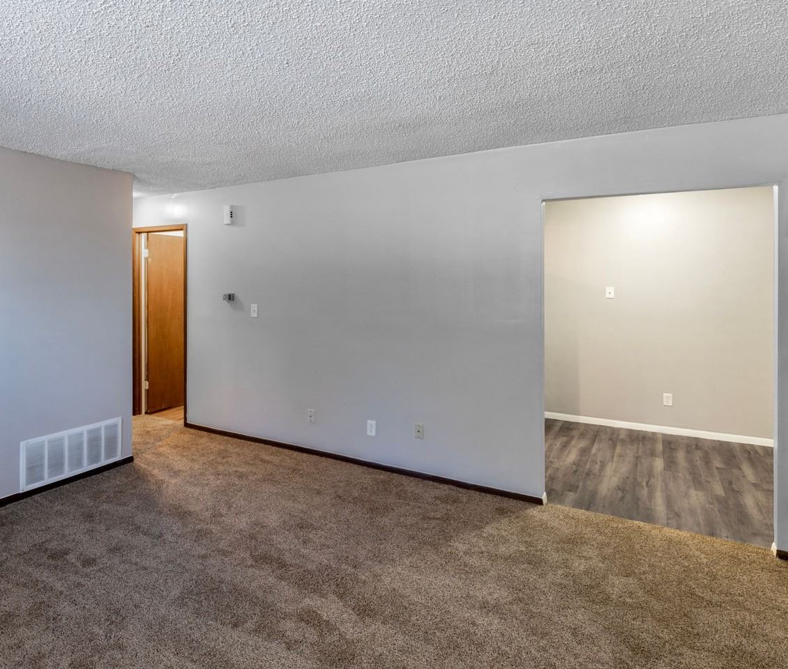 Eagle Ridge Apartments - Photo 7 of 10